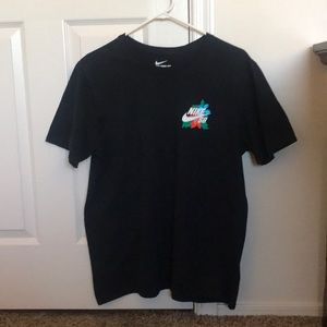 GRAPHIC NIKE SB T-SHIRT